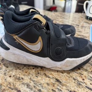 Nike Kids Black and Gold Sneakers